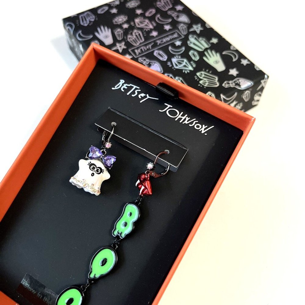 Betsey Johnson Halloween Ghost Vampire Teeth BOO Dangle Earrings NIB - Picture 4 of 5